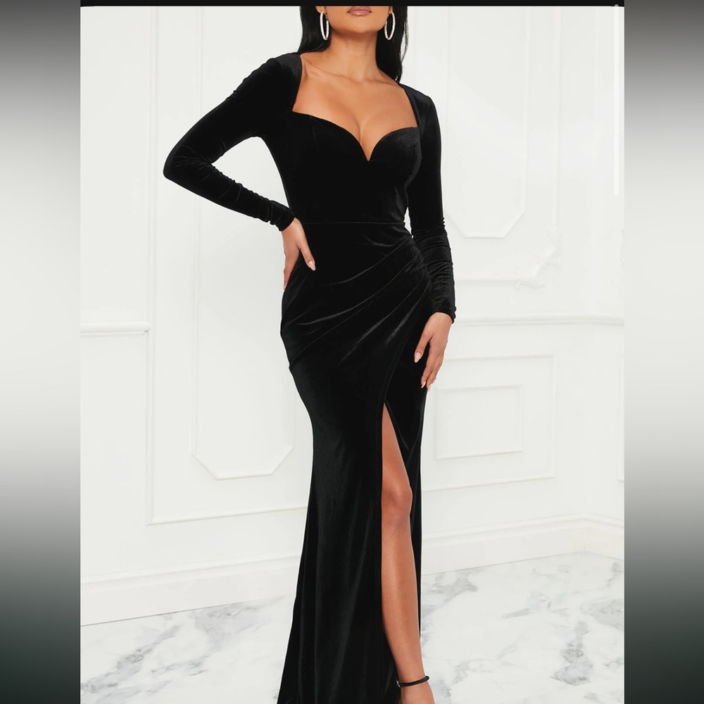 Black Evening gown/ prom dress